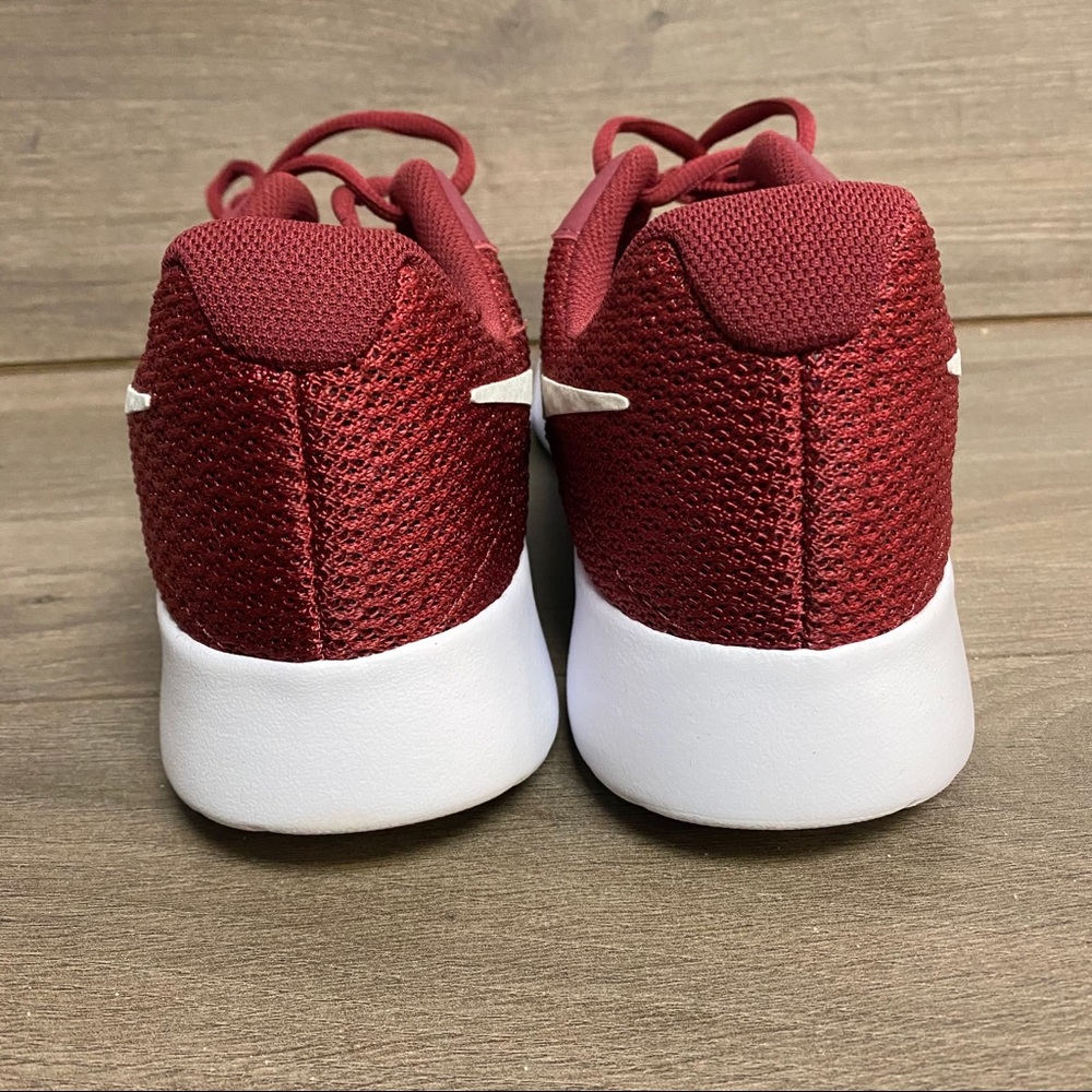 Nike | Tanjun Team Red Light Bone Sneakers Size 10 - Picture 5 of 8